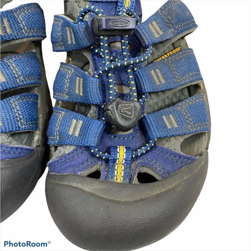 Boys Keen Newport H2 Blue Sandals‎ Size 3